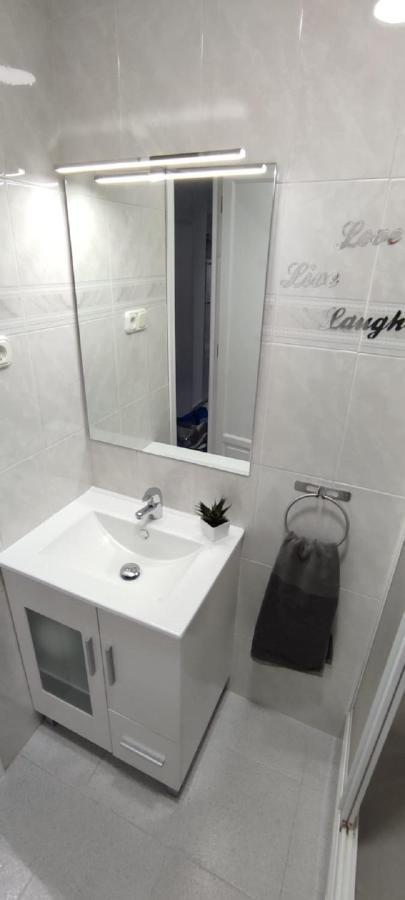 Turisstiko Playa Carvajal Apartment Fuengirola Bagian luar foto